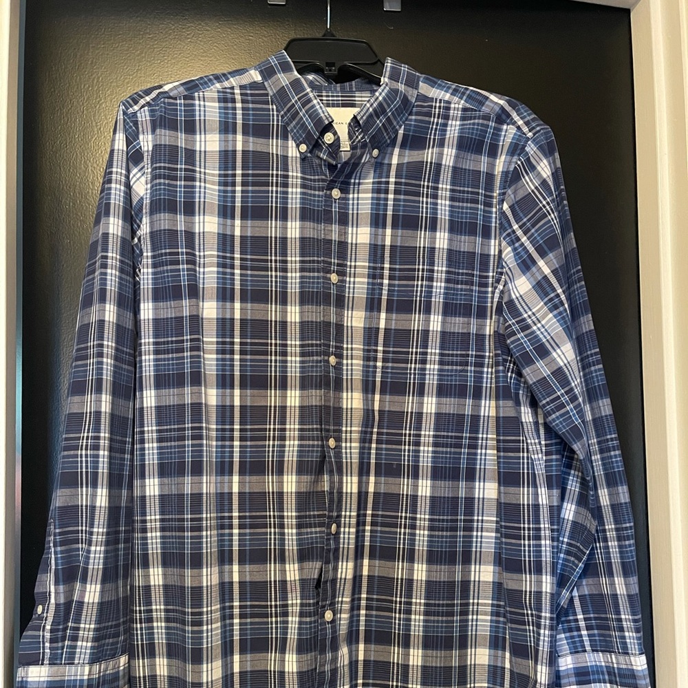 American Eagle shirt